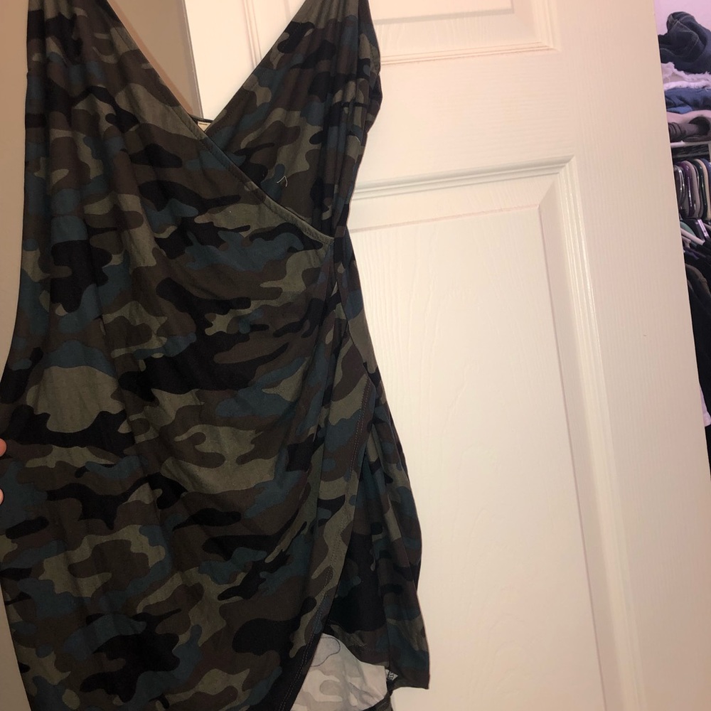 Mini dress - Picture 2 of 3
